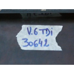 cache centrale levier de vitesse AUDI A4 V6 2.5 TDI 150CV break 8D0864261