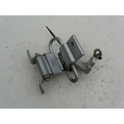 charniere de porte arriere droit AUDI A4 V6 2.5 TDI 150CV break 8D0833412C