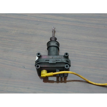 moteur fermeture centralise pneumatique MERCEDES 500E 1996