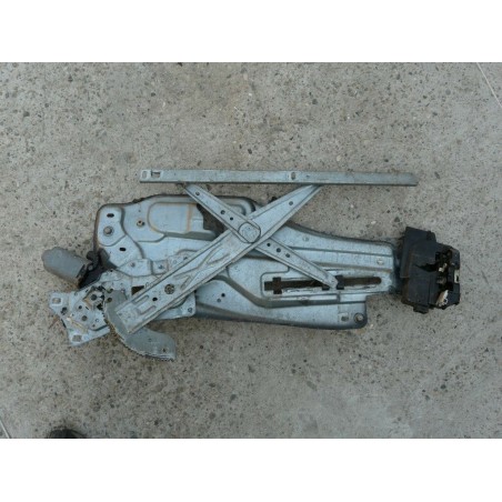 leve vitre avant gauche electrique RENAULT LAGUNA 2.0 INJ ESSENCE 1996