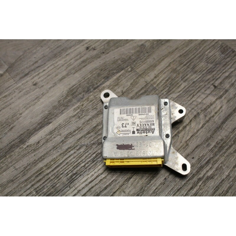 module commande airbag RENAULT velsatis 8200201173 module commande airbag RENAULT velsatis 8200201173