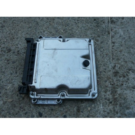 boitier electronique CITROEN 2.2 HDI 0281010371