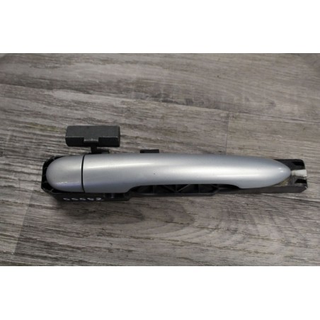 Poignee Porte Arriere Droit RENAULT LAGUNA 2 1.9 DCI 2003 8200004747