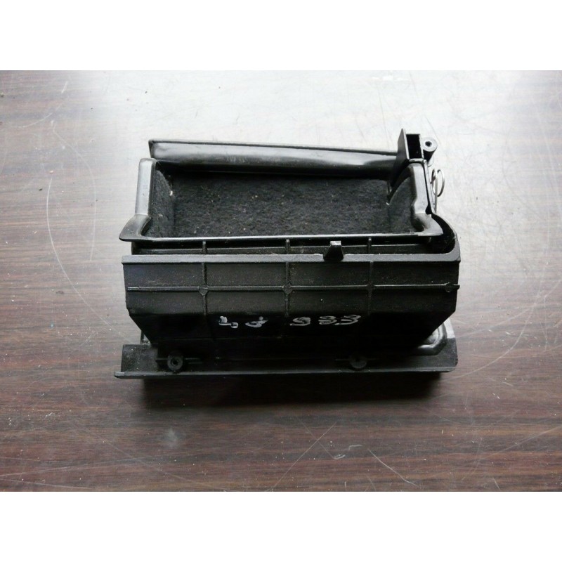 vide poche de porte AUDI A6 1998 4B1867106 vide poche de porte AUDI A6 1998 4B1867106
