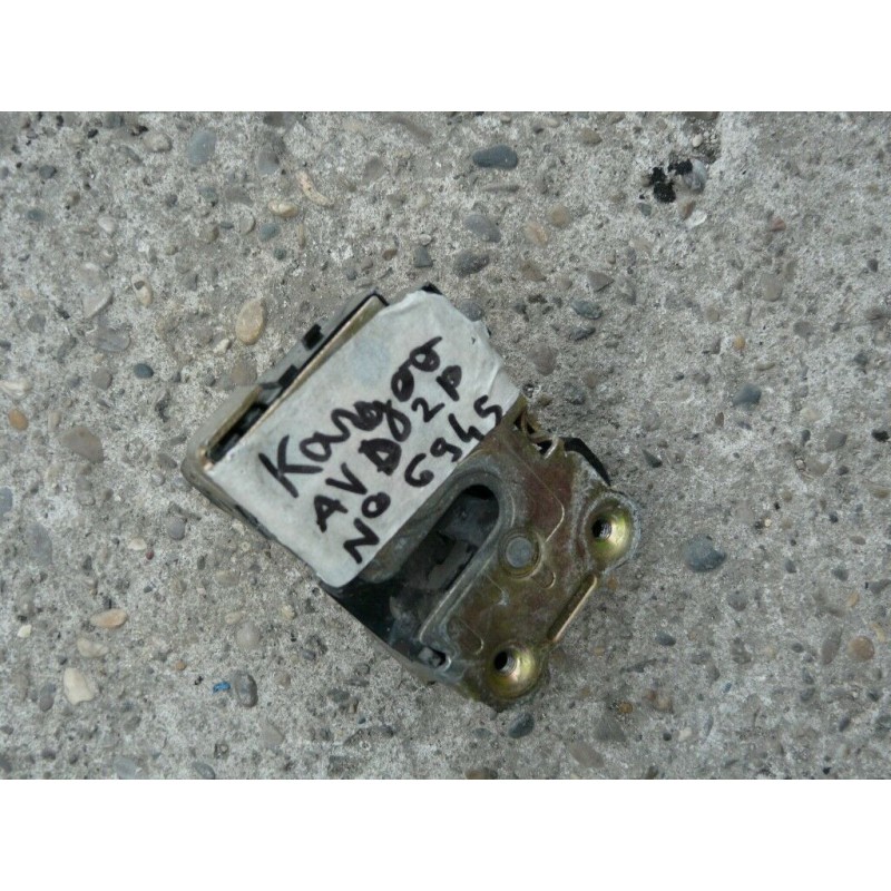 Gache Porte Avant Droit RENAULT KANGOO 1900 DIESEL ANNEE 1998