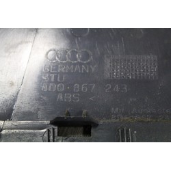 cache plastic montant milieu gauche AUDI A4 2.5 V6 TDI 150CV 2000 8D0867243