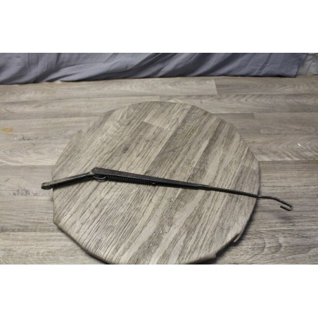 BRAS D ESSUI GLACE AVANT DROIT FORD FOCUS XS117527AA