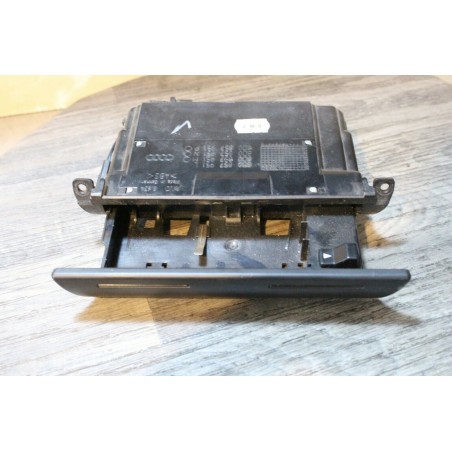 CENDRIER DE CONSOLE CENTRAL AVEC SUPPORT ALLUME CIGARE AUDI A4 8D0857951B