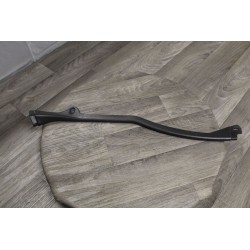 baguette sol arriere droit habillage AUDI A4  2000 8D0867768