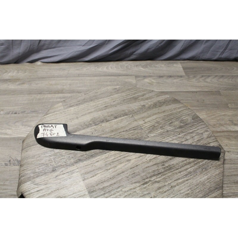 CACHE PLASTIC FIXATION SIEGE AVANT GAUCHE VW VOLKSWAGEN PASSAT 3B0881087