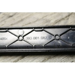 CACHE PLASTIC FIXATION SIEGE AVANT GAUCHE VW VOLKSWAGEN PASSAT 3B0881087