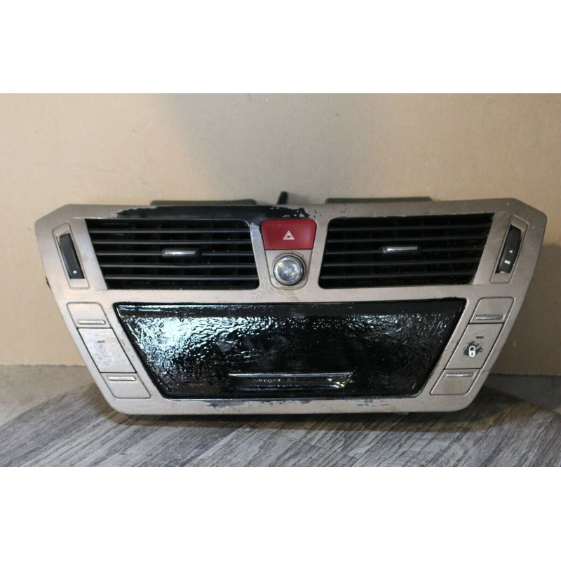 CONSOLE CENTRALE TABLEAU DE BORD CITROEN PICASSO MAUVAIS ETAT PETIT PRIX