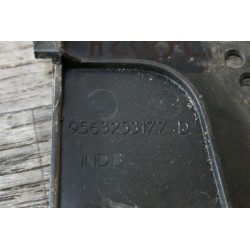 GRILLE PLASTIC ENCEINTE DROIT CITROEN BX 9563253177