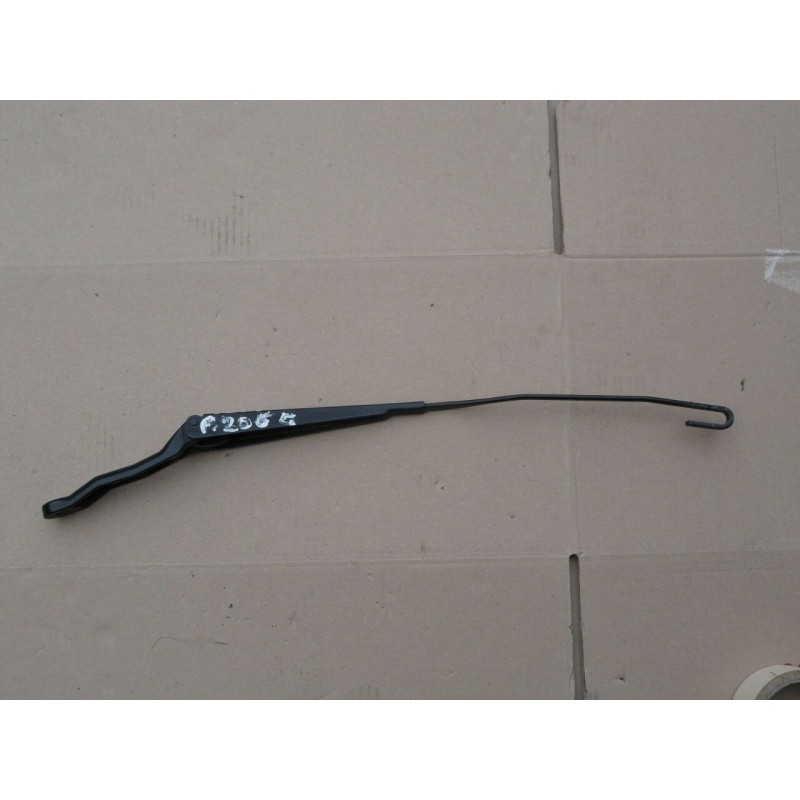 bras essui glace avant gauche peugeot 206 cc 2004
