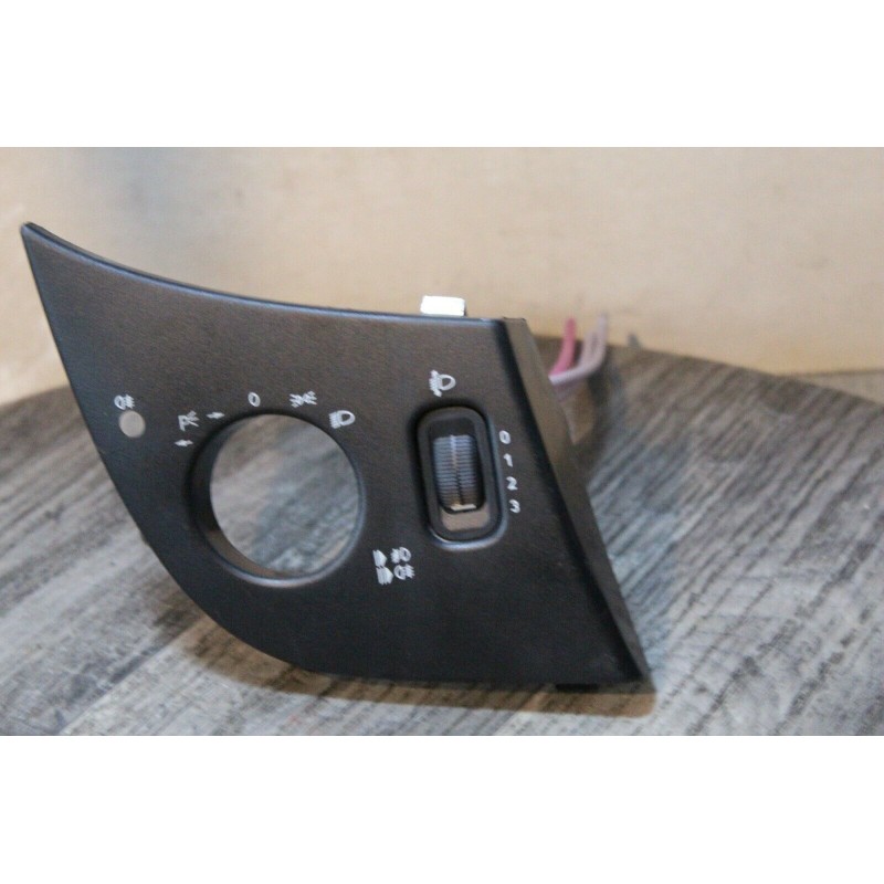 cache plastic commodo phare MERCEDES CLASS A 1685450191