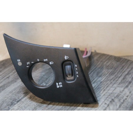 cache plastic commodo phare MERCEDES CLASS A 1685450191