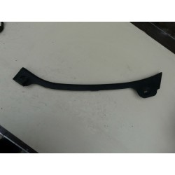plastic habillage interieur gauche volkswagen PASSAT 2000 3B0867767