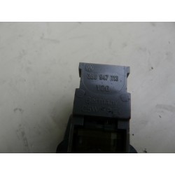 eclairage interieur plafonnier avant gauche PASSAT V6 TDI 2000 3B0947113