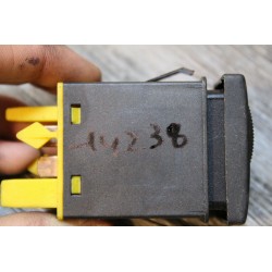 bouton antibrouillard AUDI 4D0941563