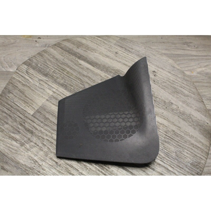 grille enceinte haut arriere droit PARLEUR RENAULT velsatis grille enceinte haut arriere droit PARLEUR RENAULT velsatis