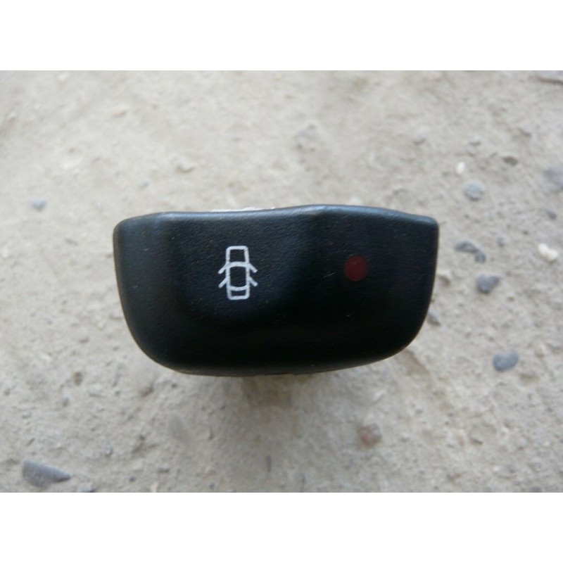 Bouton Fermeture Centralise RENAULT SCENIC 1900 DTI ANNEE 1999 Bouton Fermeture Centralise RENAULT SCENIC 1900 DTI ANNEE 1999