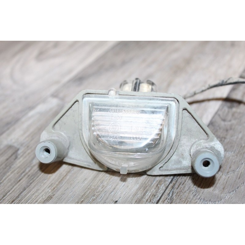 ECLAIRAGE DE PLAQUE  DAEWOO ESPERO 2.0 16V 1996