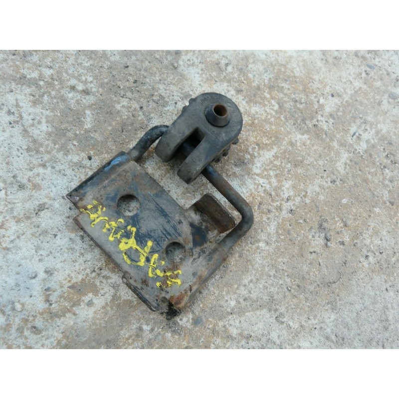 silentbloc echappement avec patte de fixation RENAULT SAFRANE 2200 SI 1996 7700816862