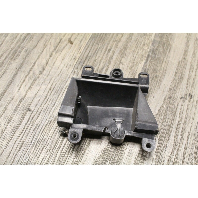 support vide poche plastic RENAULT velsatis 2003 support vide poche plastic RENAULT velsatis 2003