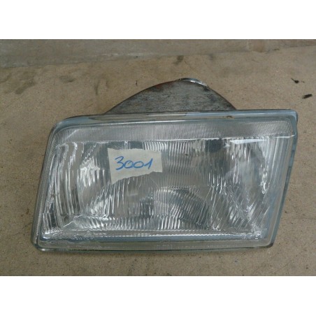 optique avant gauche