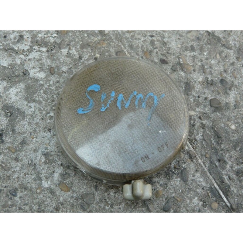 feu blanc NISSAN SUNNY 2.0 DIESEL 1990