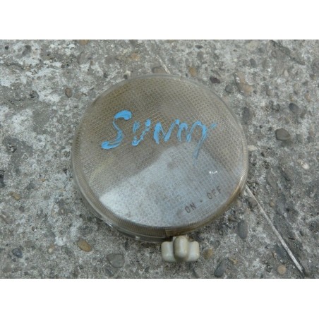 feu blanc NISSAN SUNNY 2.0 DIESEL 1990