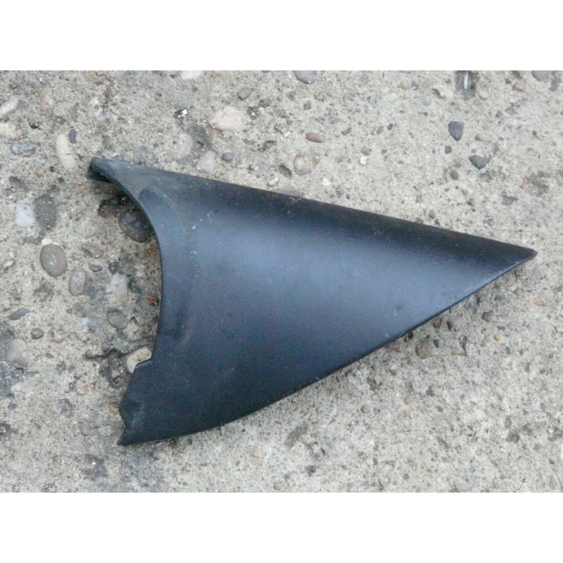 cache plastic gauche porte  audi 8d0357505