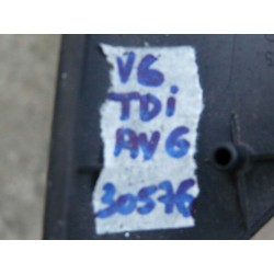 cache plastic gauche porte  audi 8d0357505