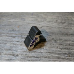 faux bouton PEUGEOT 205