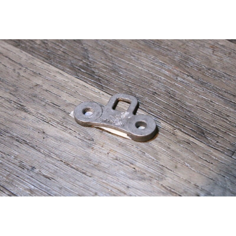 CROCHET ANNEAU DIVERS AUDI S6 4B9860236