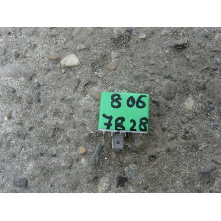 2 RELAIS peugeot 806 ANNEE 1996