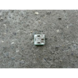 2 RELAIS peugeot 806 ANNEE 1996