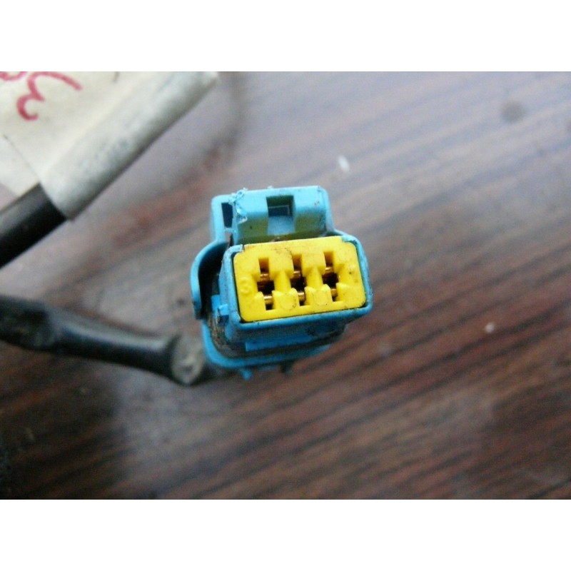 prise divers avec bout de cable electrique PEUGEOT 306 2000 HDI 90CV 3P 2001 prise divers avec bout de cable electrique PEUGEOT 306 2000 HDI 90CV 3P 2001