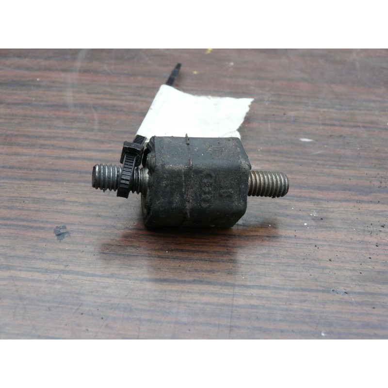 CAOUTCHOUC SILENTBLOC AVEC VIS AUDI A8 V8 3.3 TDI 2001