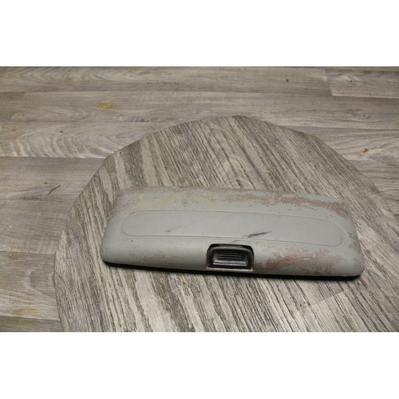 porte tirroir siege gauche RENAULT MEGANE 1 et scenic 7700433407 porte tirroir siege gauche RENAULT MEGANE 1 et scenic 7700433407