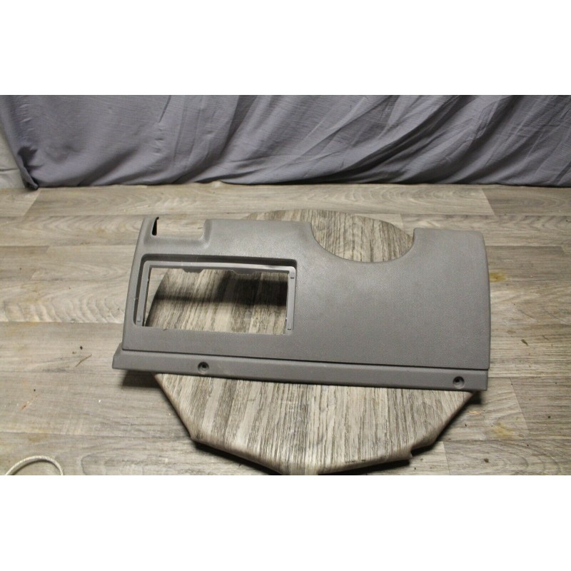 cache plastic tableau de bord OPEL CORSA C 09114391 cache plastic tableau de bord OPEL CORSA C 09114391