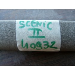 plastic habillage accourdoir centrale RENAULT SCENIC 2 2005 8200284019