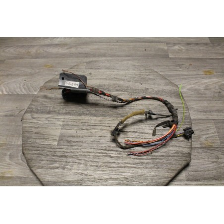prise cable branchement pilier divers VW VOLKSWAGEN 3B0971295