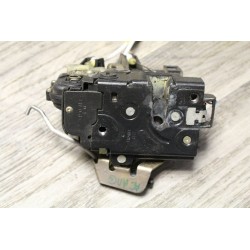 gache de porte arriere gauche AUDI A6 2000 BREAK 4X4 4B0839015 B