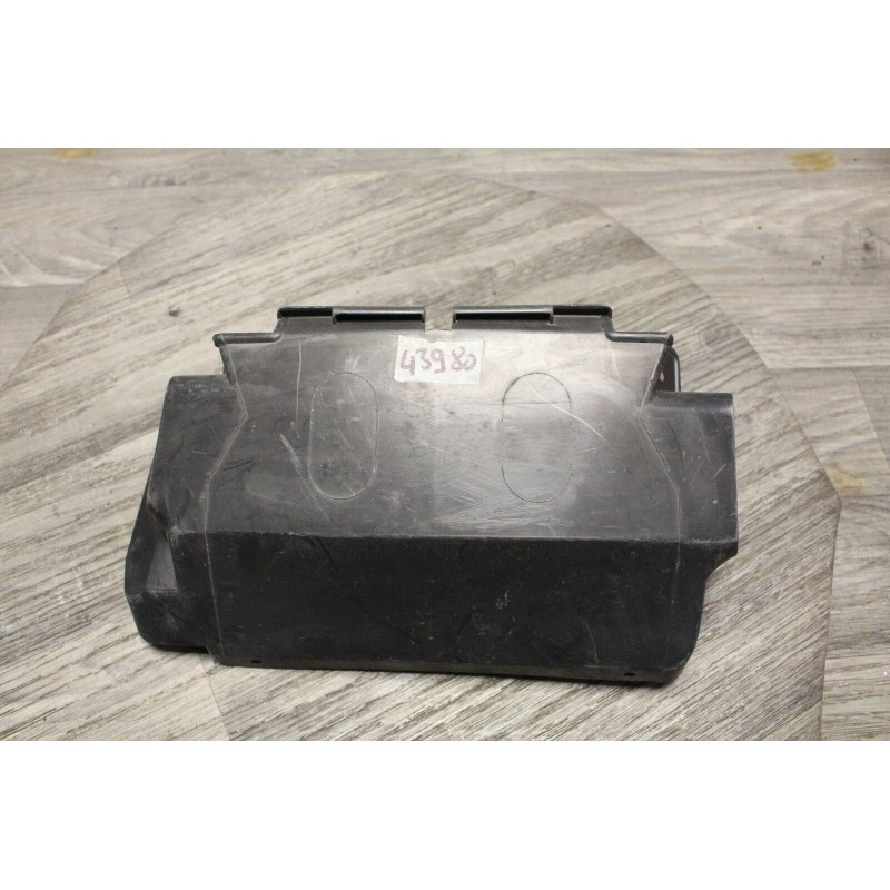 CACHE PLASTIC DIVERS RENAULT CLIO 1 7700799362