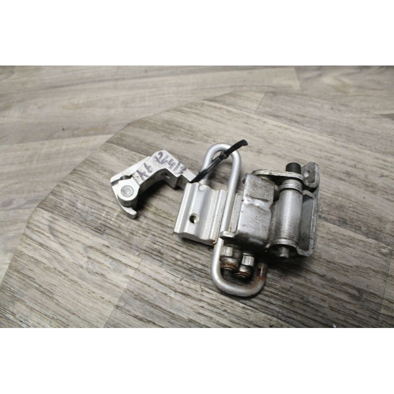 Charniere de Porte Droit AUDI A6 V6 TDI 2000