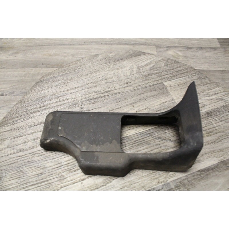 cache plastic bocal direction AUDI A6 4B0972807 B cache plastic bocal direction AUDI A6 4B0972807 B