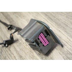 CACHE PLASTIC PRISE DIAGNOSTIQUE AUDI A4