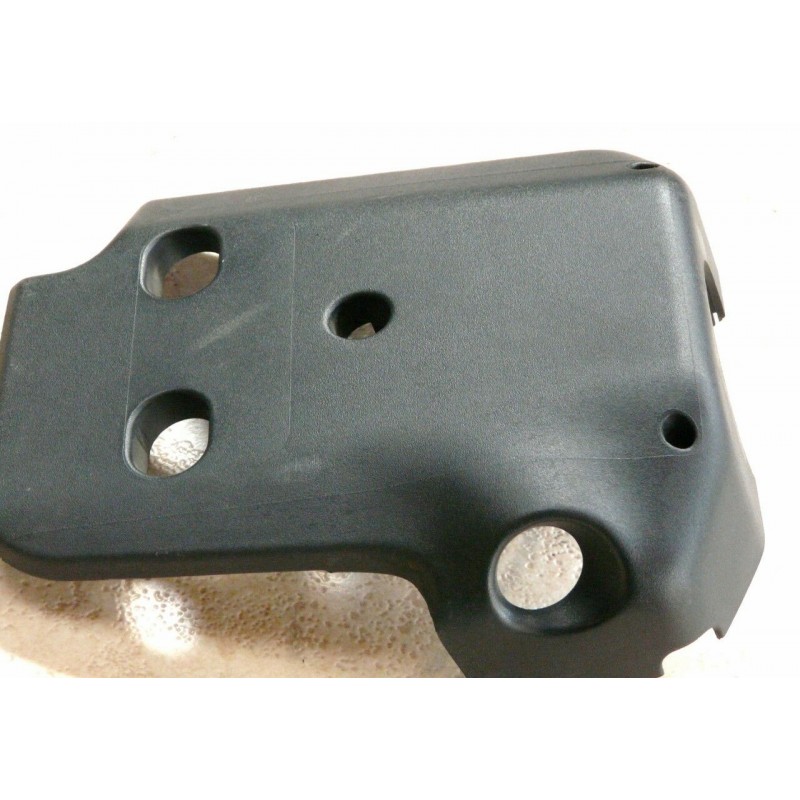 cache inferieur colonne de direction P106 1995 9612566077