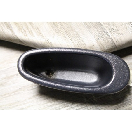PETIT VIDE POCHE PLASTIC RENAULT CLIO 2 PH 2 1.5DCI 80 4P 8200038238